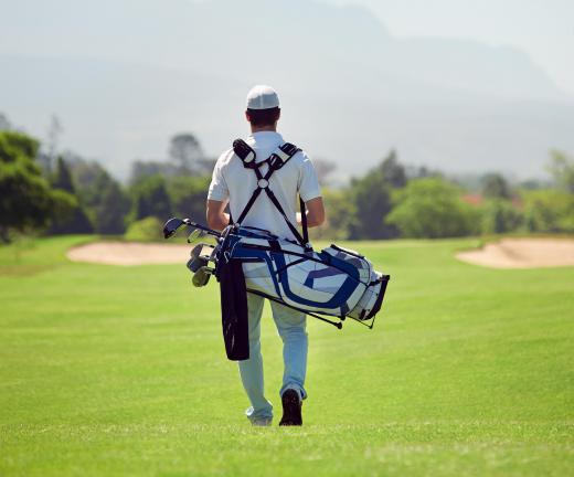 Some golfers practice yoga in order to strengthen the core while also increasing stamina and flexibility.